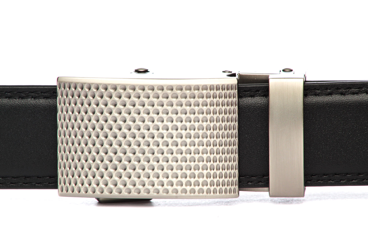 Men's golf ratchet belt buckle in gunmetal with a 1.25-inch width, front view.