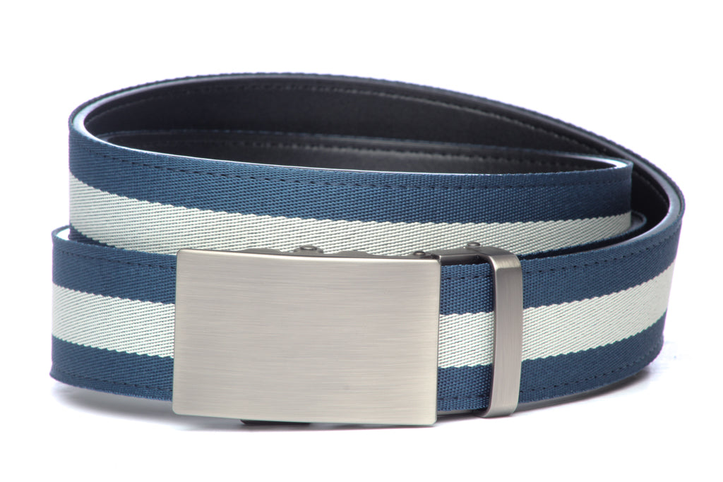 Men’s navy with white stripe cloth belt strap and classic buckle in gunmetal, casual look, 1.5 inches wide
