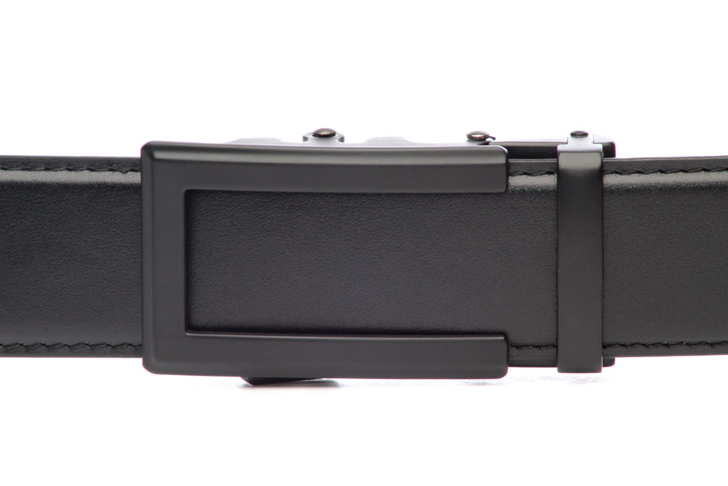 Men's traditional ratchet belt buckle in black with a width of 1.5 inches, front view.