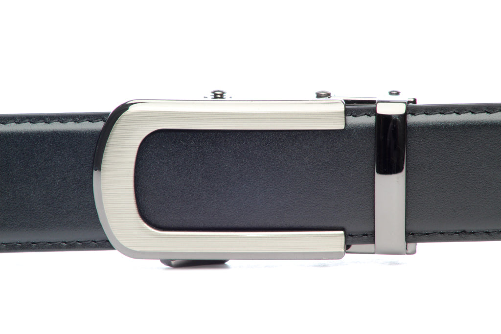 Men's traditional with a curve ratchet belt buckle in formal gunmetal with a width of 1.5 inches, front view.