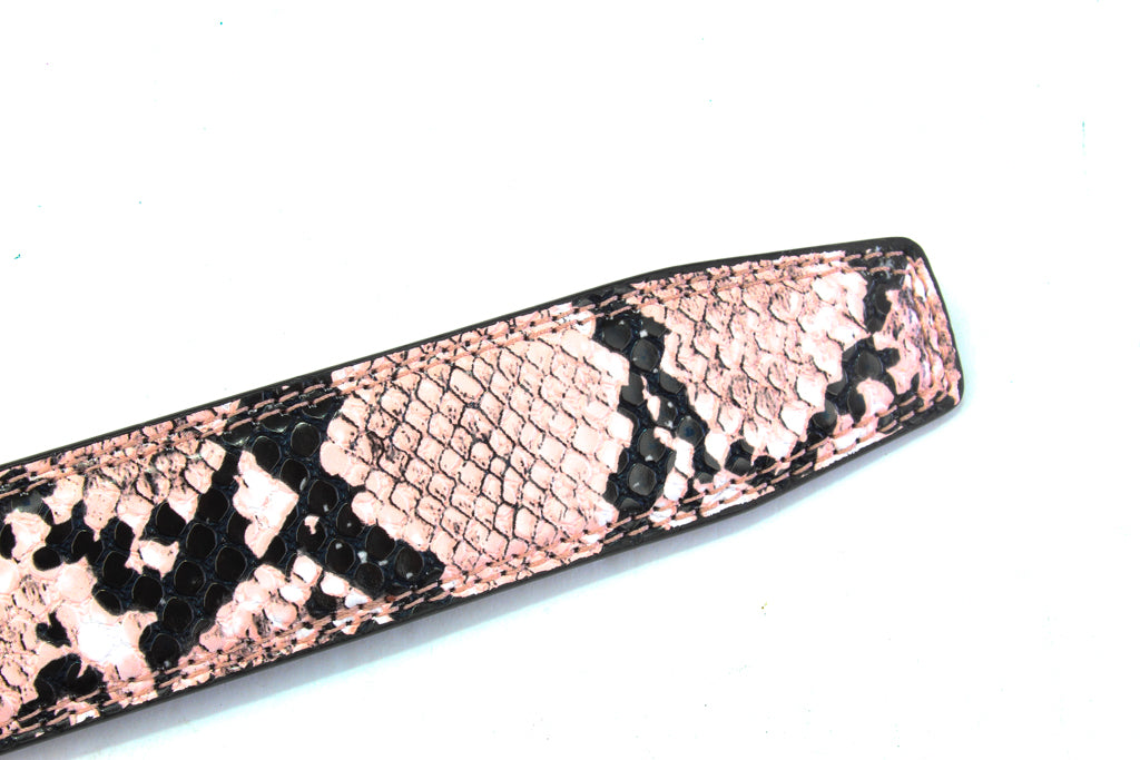 Women's vegan leather belt strap in pink boa print, 1.25 inches wide, casual look, tip of the strap
