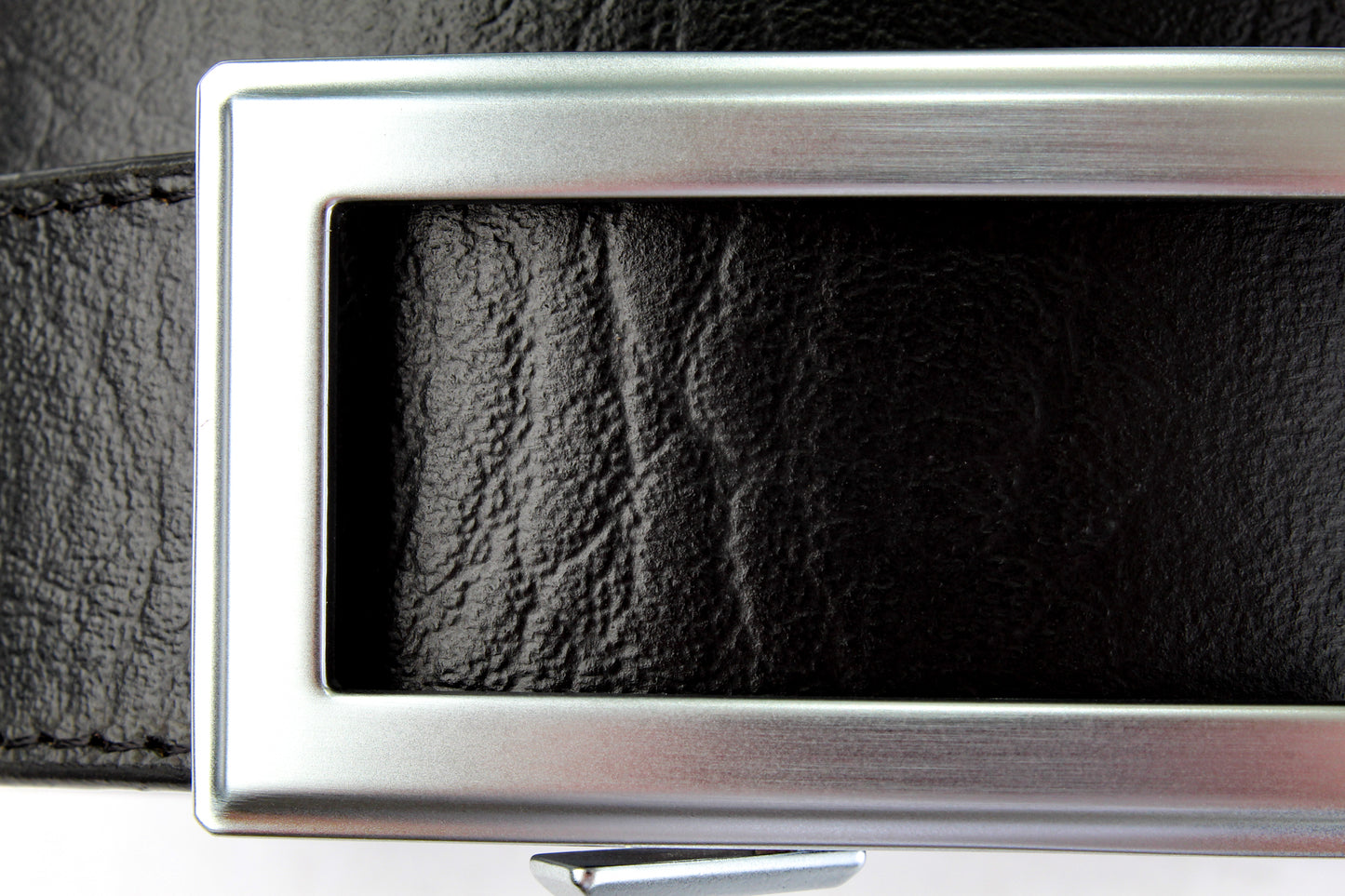 1.5" Black Buffalo Vegetable Tanned Leather w/Traditional in Silver Buckle