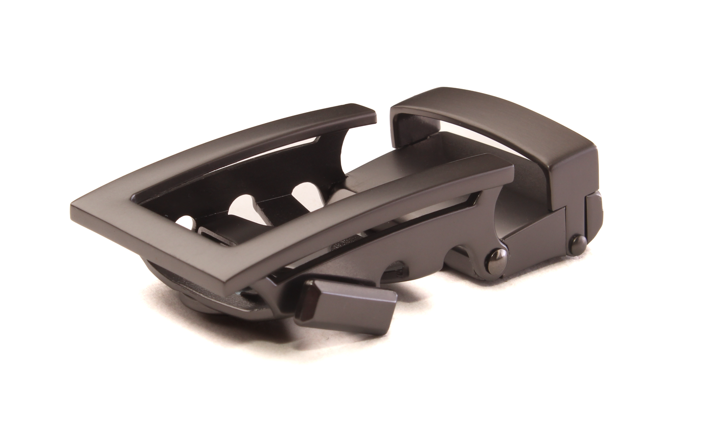 Traditional Buckle in Graphite - Nickel Free