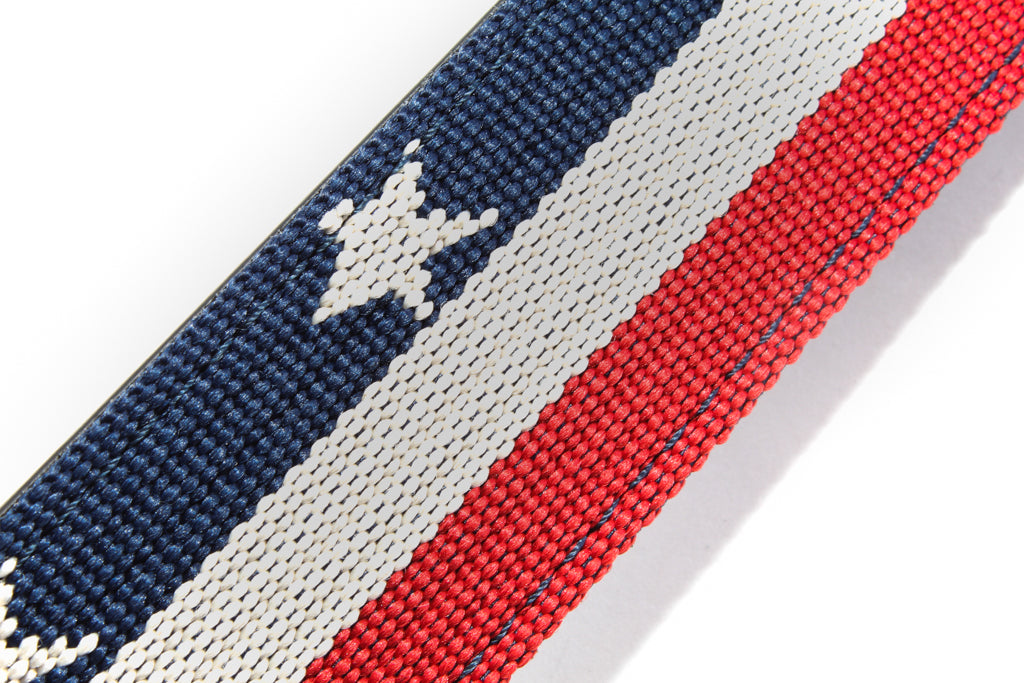 Men's canvas belt strap in stars and stripes, 1.5 inches wide, casual look, stitching close up
