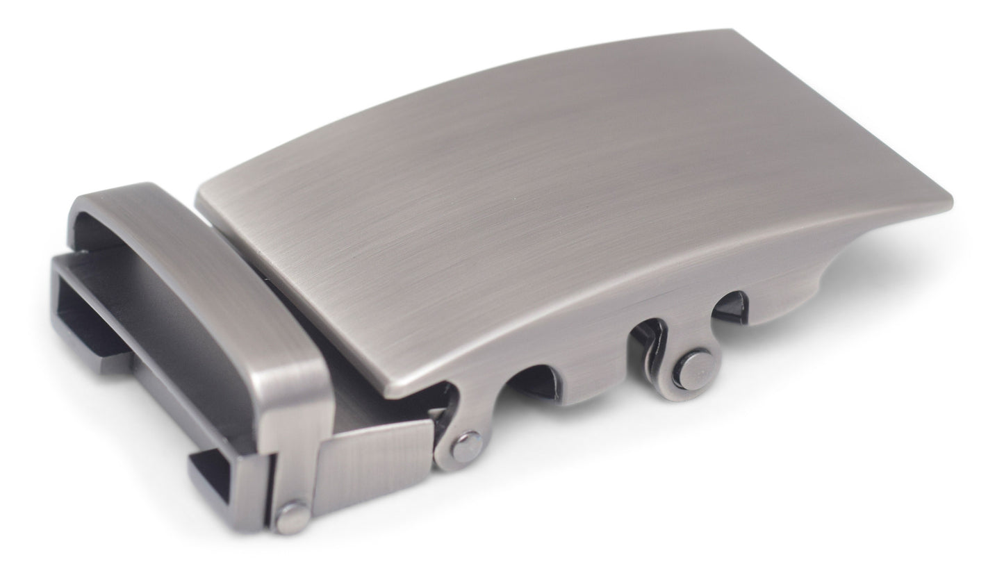 Men's classic ratchet belt buckle in gunmetal with a width of 1.5 inches, oblique view.