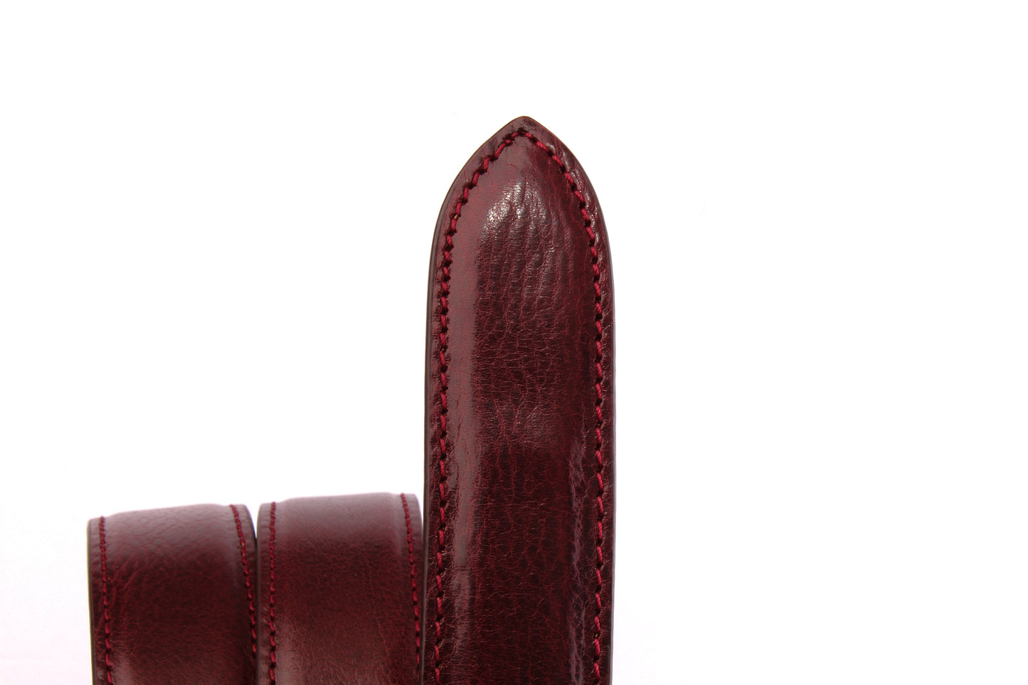 Men's Italian calfskin belt strap in merlot with a 1.25-inch width, formal look, tip of the strap