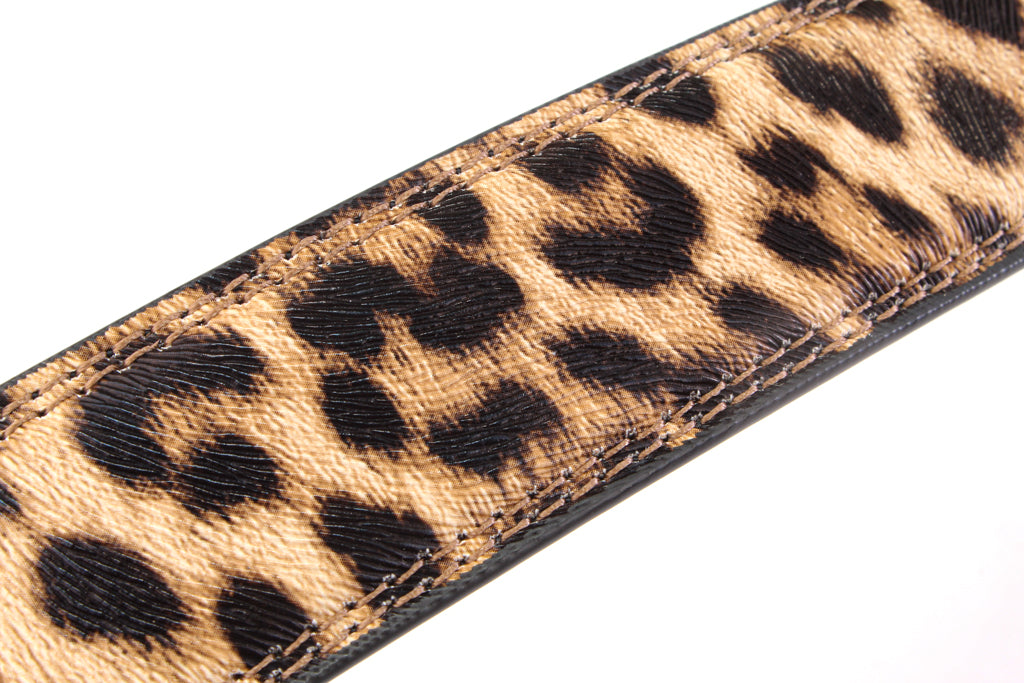 Women's vegan leather belt strap in leopard, 1.25 inches wide, casual look, stitching close up